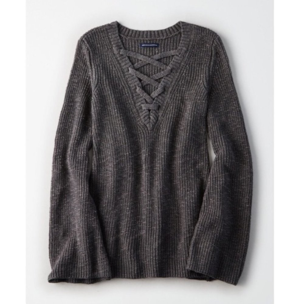 American Eagle Chunky Lace-Up Pullover
